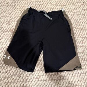 Under Armour Athletic Shorts in Black and Tan